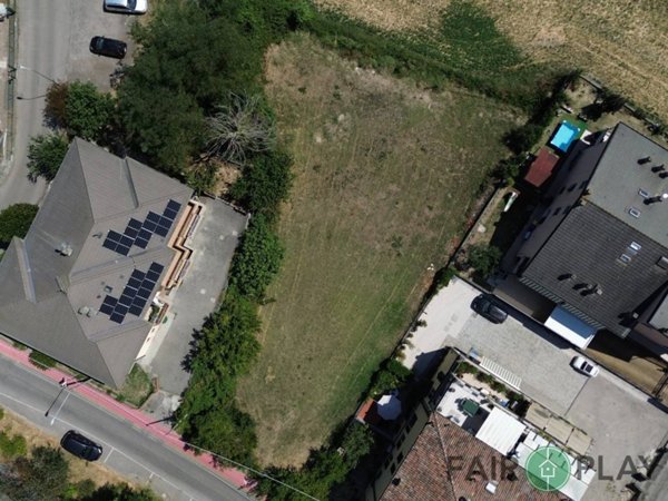 terreno edificabile in vendita a Meldola