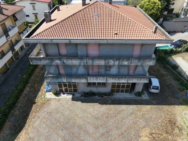 casa indipendente in vendita a Meldola