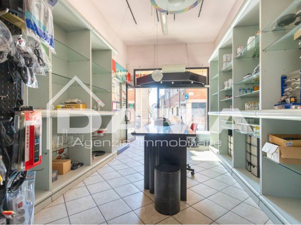 ufficio in vendita a Meldola