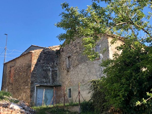casa indipendente in vendita a Mercato Saraceno