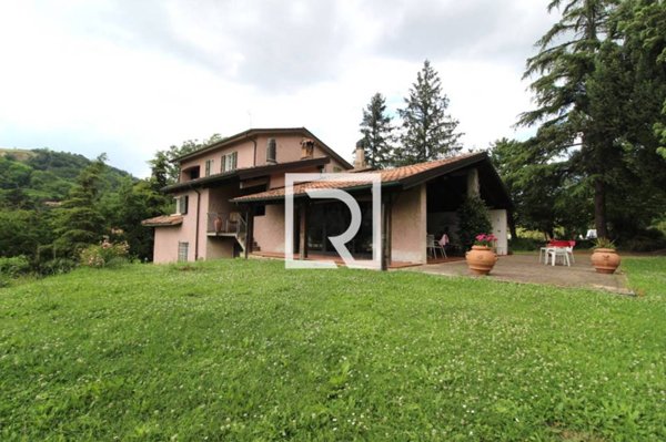 casa indipendente in vendita a Mercato Saraceno
