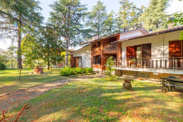 casa indipendente in vendita a Mercato Saraceno