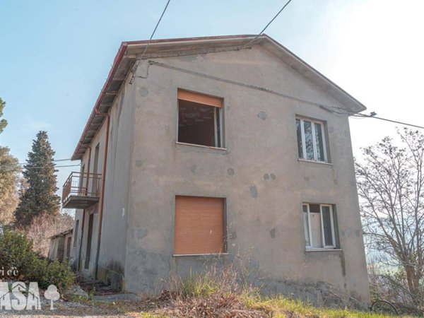 casa indipendente in vendita a Mercato Saraceno in zona San Romano