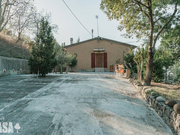 casa indipendente in vendita a Mercato Saraceno
