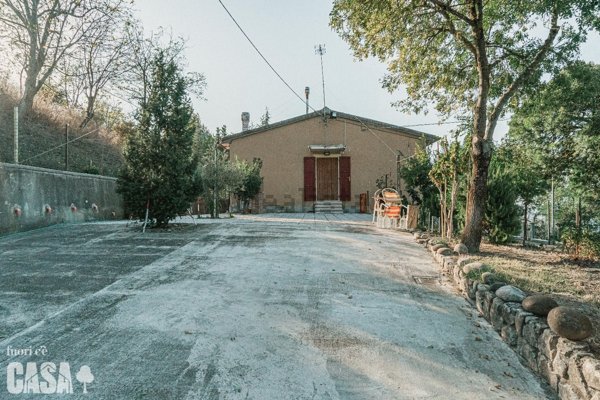 casa indipendente in vendita a Mercato Saraceno