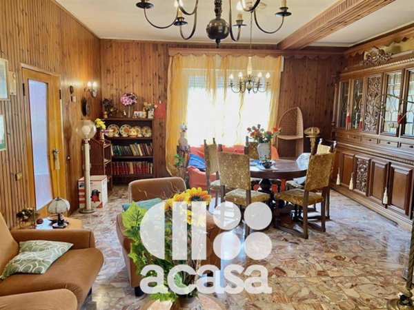 casa indipendente in vendita a Mercato Saraceno