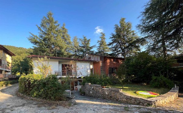 casa indipendente in vendita a Mercato Saraceno