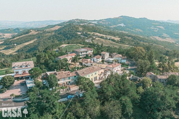 casa indipendente in vendita a Mercato Saraceno