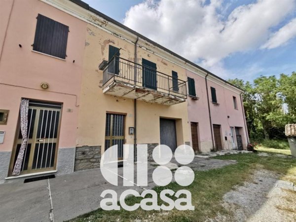 casa indipendente in vendita a Mercato Saraceno