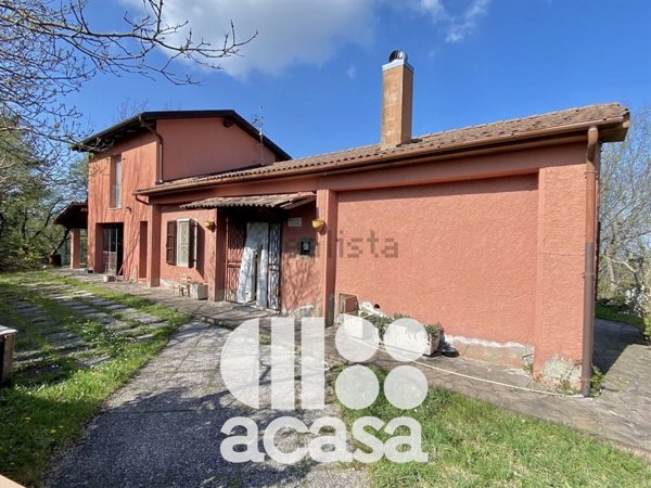 casa indipendente in vendita a Mercato Saraceno