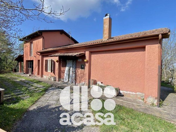 casa indipendente in vendita a Mercato Saraceno