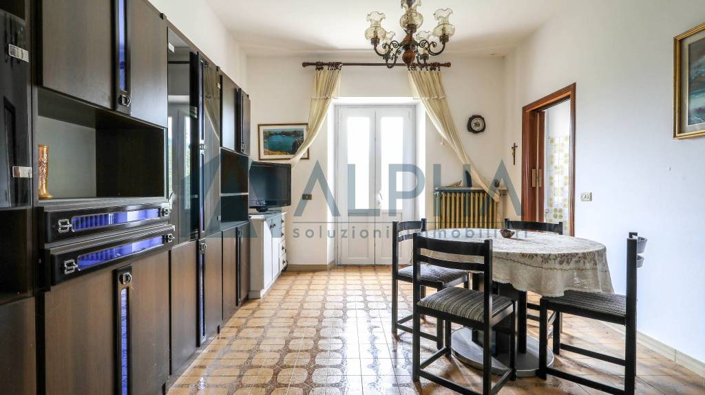 casa indipendente in vendita a Mercato Saraceno