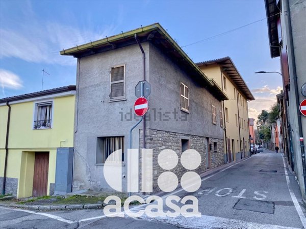 casa indipendente in vendita a Mercato Saraceno in zona San Damiano