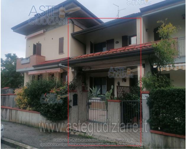 casa indipendente in vendita a Mercato Saraceno