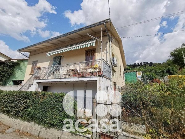 casa indipendente in vendita a Mercato Saraceno