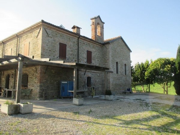 casa indipendente in vendita a Mercato Saraceno