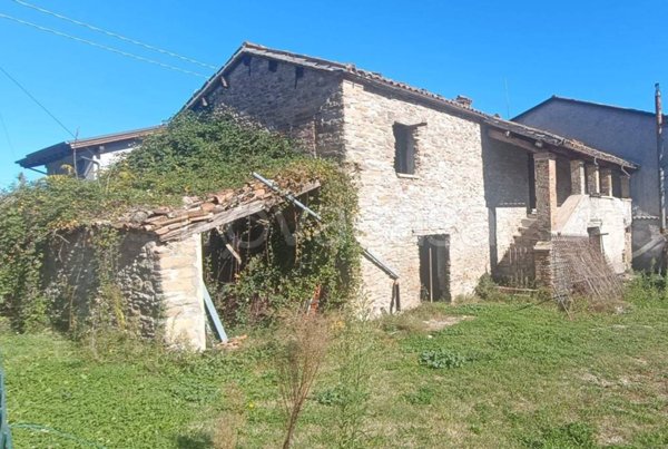 casa indipendente in vendita a Mercato Saraceno