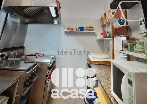 locale di sgombero in vendita a Mercato Saraceno in zona Cella