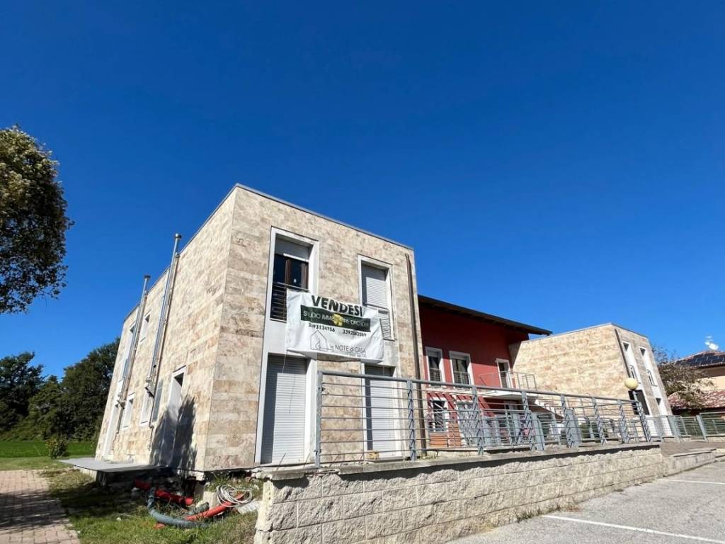 casa indipendente in vendita a Mercato Saraceno in zona Cella