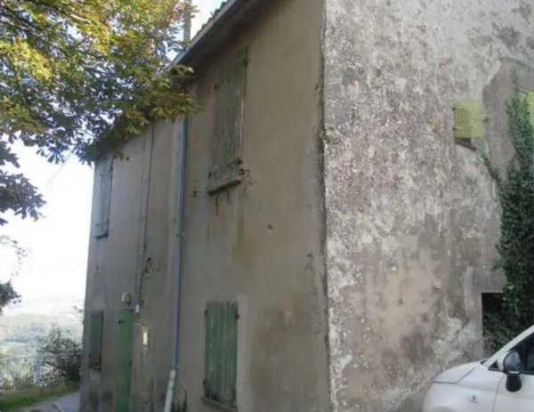 casa semindipendente in vendita a Mercato Saraceno in zona Serra