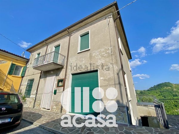 casa indipendente in vendita a Mercato Saraceno