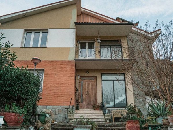 casa indipendente in vendita a Mercato Saraceno