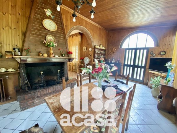 casa indipendente in vendita a Mercato Saraceno