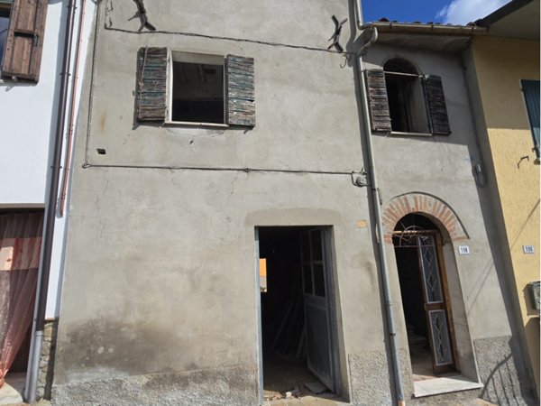 casa indipendente in vendita a Mercato Saraceno