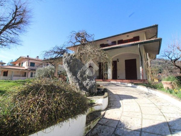 casa indipendente in vendita a Mercato Saraceno