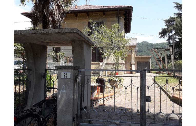 casa indipendente in vendita a Mercato Saraceno