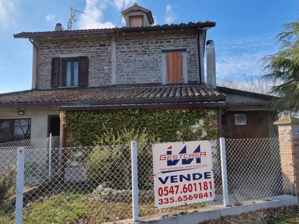 casa indipendente in vendita a Mercato Saraceno