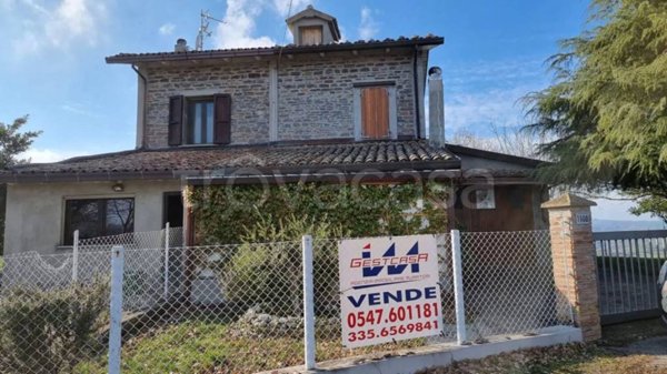 casa indipendente in vendita a Mercato Saraceno