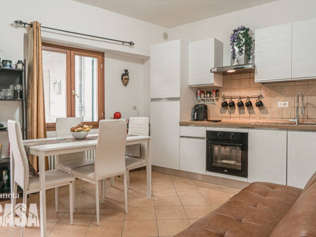 quadrivano in vendita a Mercato Saraceno in zona Bora