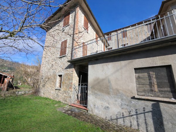 appartamento in vendita a Mercato Saraceno in zona Colonnata