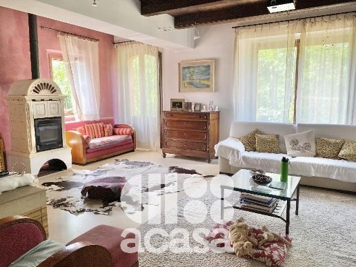 casa indipendente in vendita a Mercato Saraceno