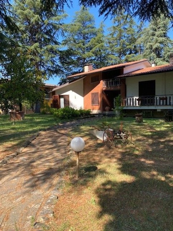 casa indipendente in vendita a Mercato Saraceno