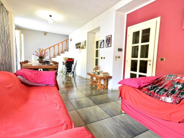 casa indipendente in vendita a Mercato Saraceno in zona Colonnata