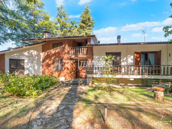 casa indipendente in vendita a Mercato Saraceno
