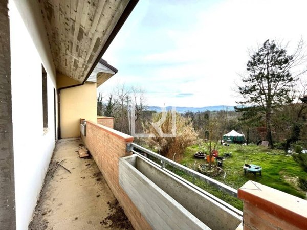 casa indipendente in vendita a Mercato Saraceno in zona Bora