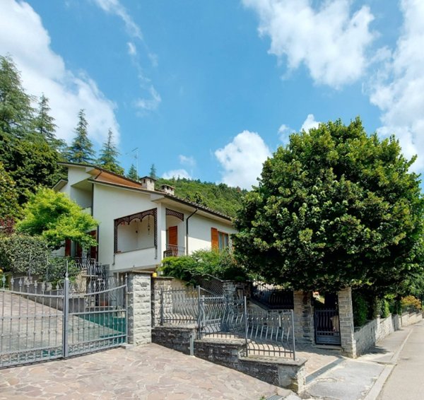 casa indipendente in vendita a Modigliana