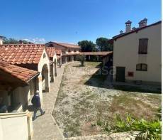 negozio in vendita a Modigliana