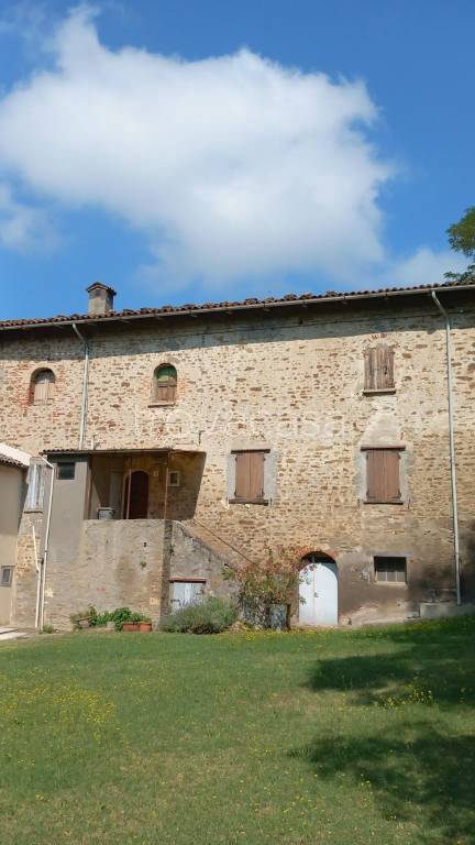 casa indipendente in vendita a Modigliana