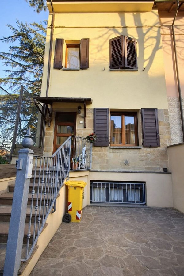 casa indipendente in vendita a Modigliana