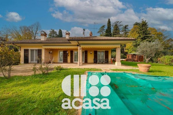 casa indipendente in vendita a Montiano in zona Montenovo