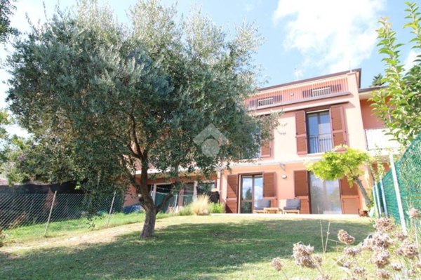 casa indipendente in vendita a Montiano in zona Montenovo