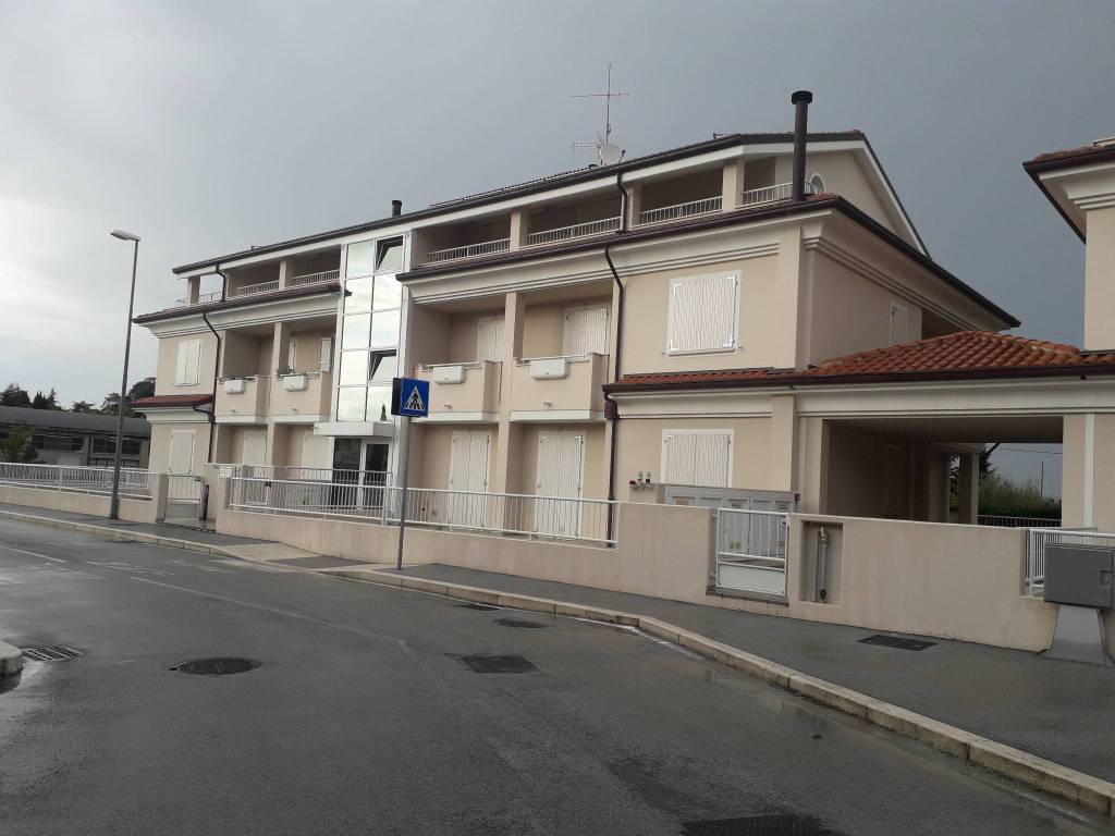 appartamento in vendita a Montiano in zona Badia