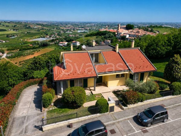 casa indipendente in vendita a Montiano
