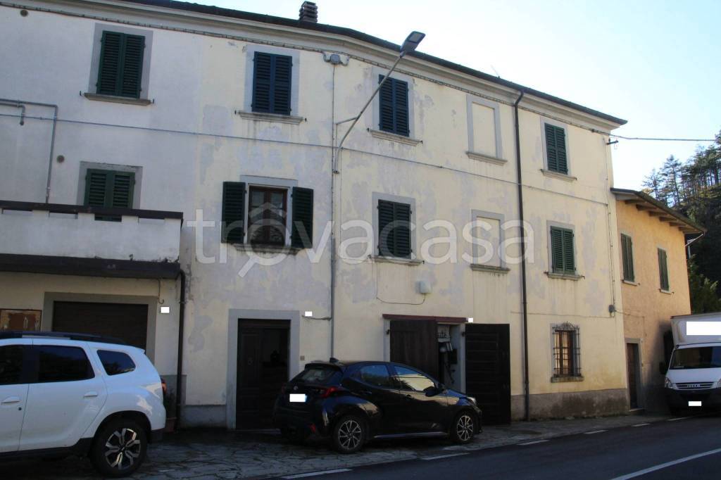 casa indipendente in vendita a Portico e San Benedetto
