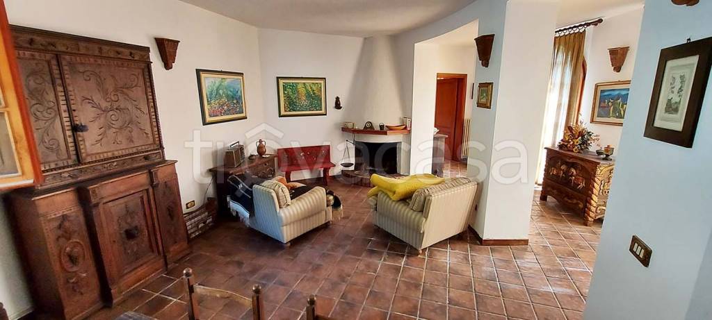 casa indipendente in vendita a Portico e San Benedetto
