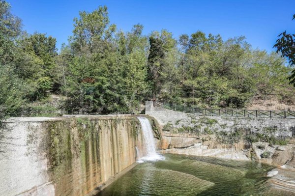 casa indipendente in vendita a Portico e San Benedetto